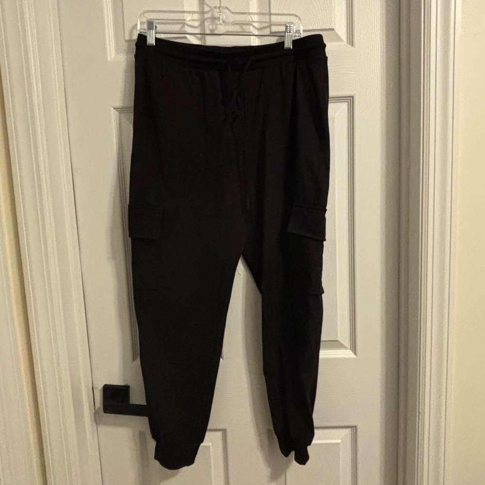 Rachel Zoe Cargo Drawstring joggers size Large